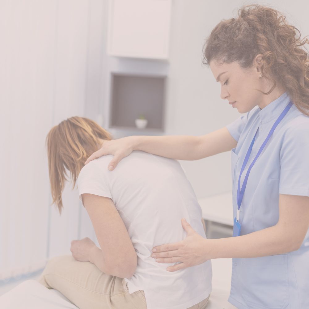 Facet Joint Hypertrophy: Symptoms, Causes and Non-Surgical Treatment